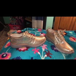 Charlotte Russe bamboo shoes size 9